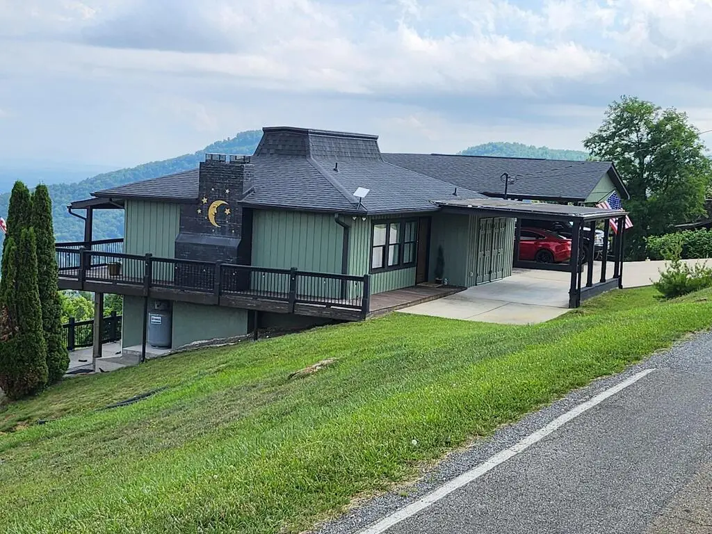 353 Panorama Dr, Fancy Gap, VA 24328 - #1