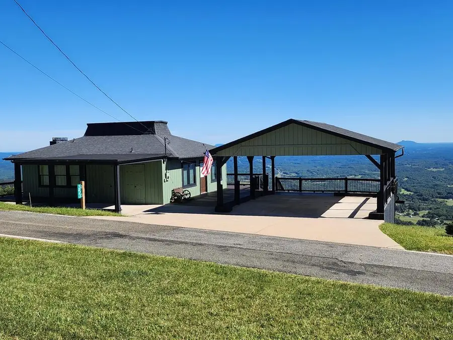 353 Panorama Dr, Fancy Gap, VA 24328 - #2