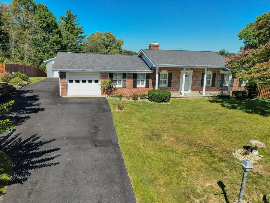94 Ridge Road, Lebanon, VA 24266 - #2