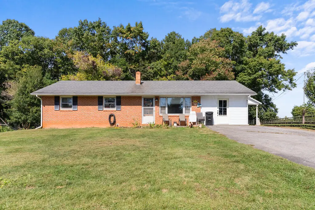 42 Hidden Pine Lane, Hillsville, VA 24343 - #1
