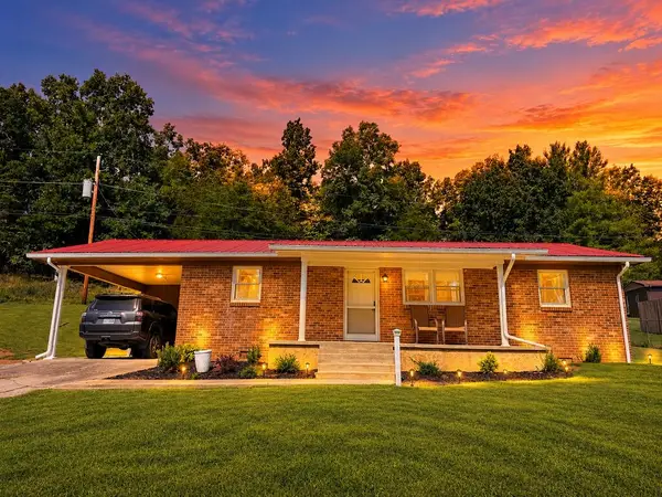 273 Acre Lane, Cedar Bluff, VA 24609