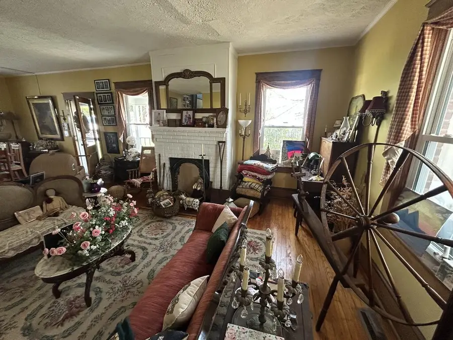 900 North St, Wytheville, VA 24382 - #2