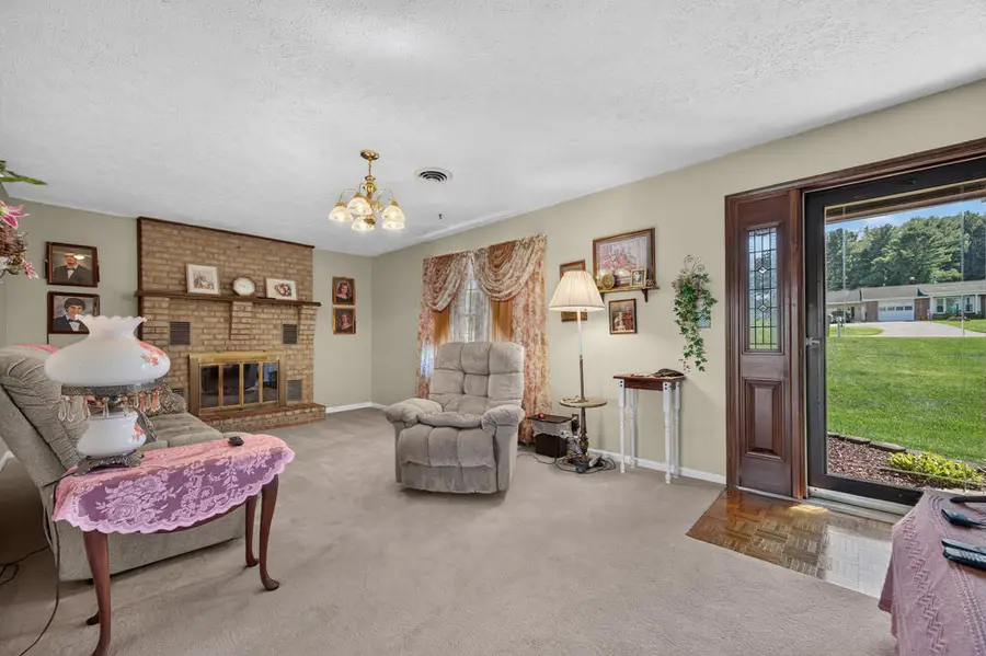 192 Whispering Pines Rd, Max Meadows, VA 24360 - #3