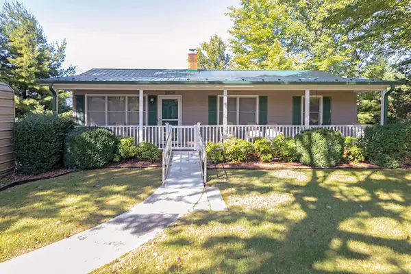 2425 Handy Mountain Dr, Claudville, VA 24076