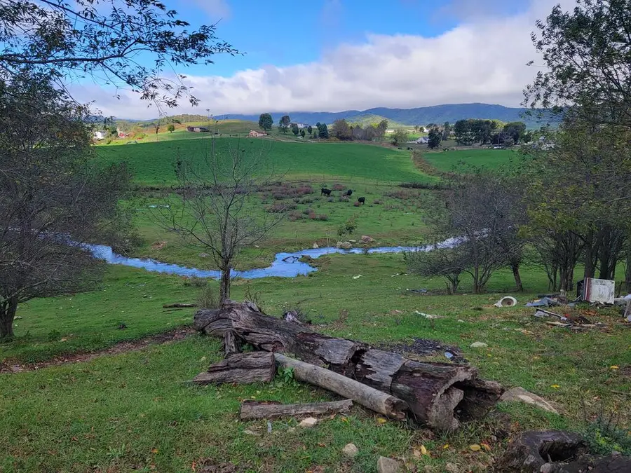 9715 Elk Creek Parkway, Elk Creek, VA 24326 - #2