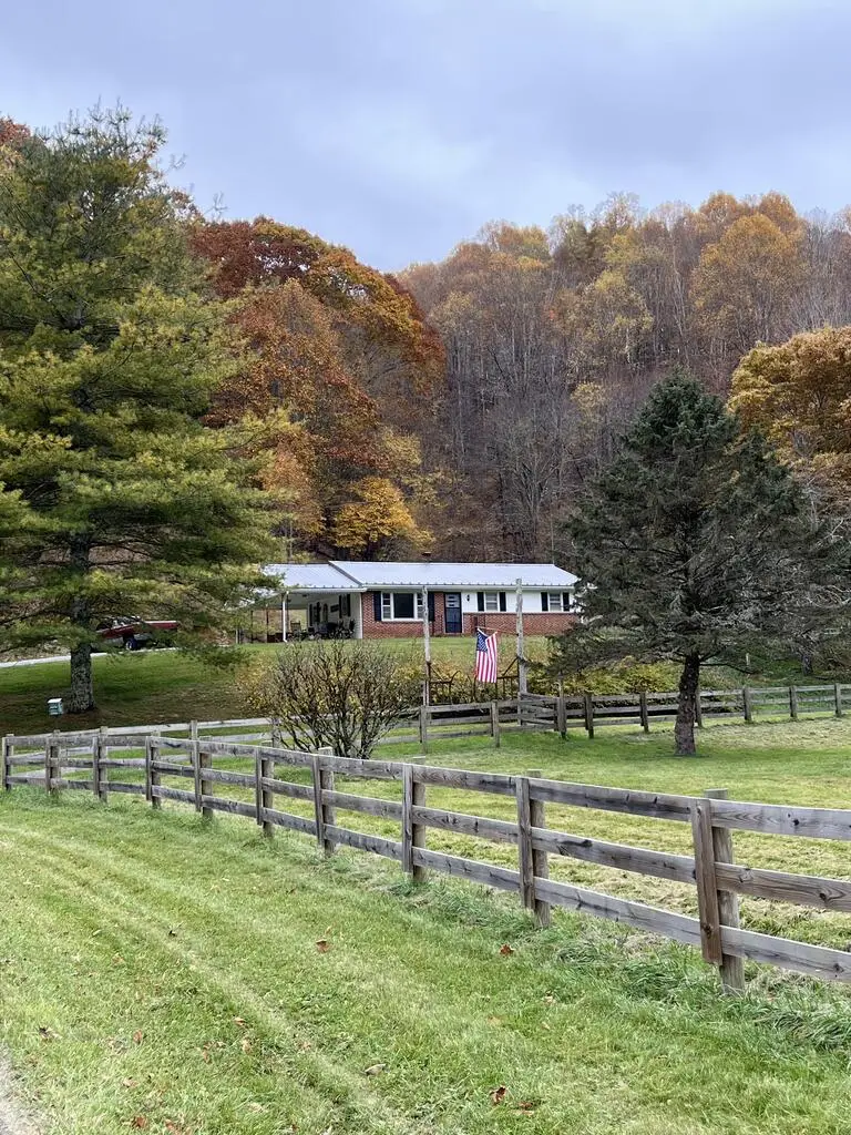 94 Rugby Rd., Mouth Of Wilson, VA 24363 - #1
