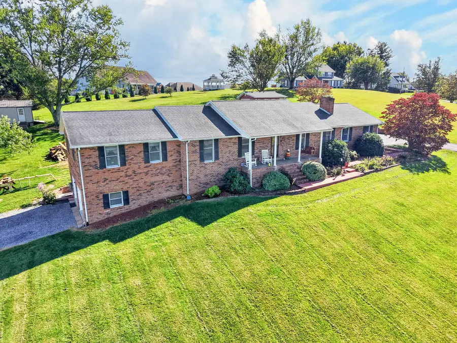 33384 Graceland Ln, Glade Spring, VA 24340 - #3