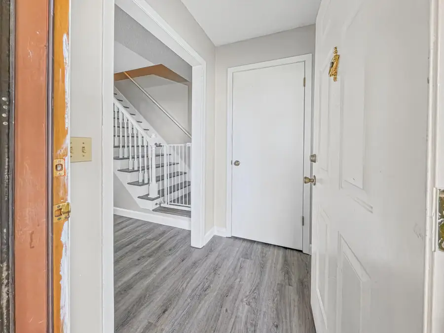 121 Oakcrest Circle, Bristol, VA 24201 - #2