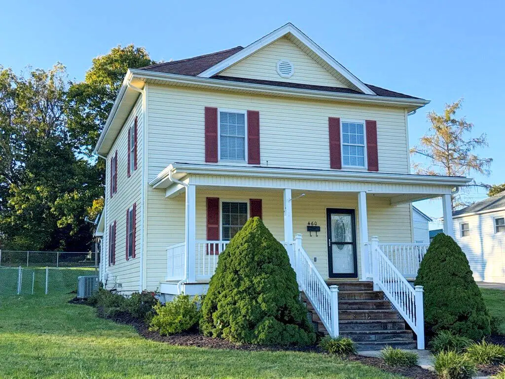 460 W Washington Street, Wytheville, VA 24382 - #1