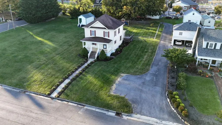 460 W Washington Street, Wytheville, VA 24382 - #2