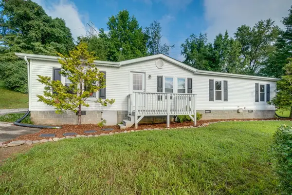 14181 Middle Pointe Ct, Abingdon, VA 24210