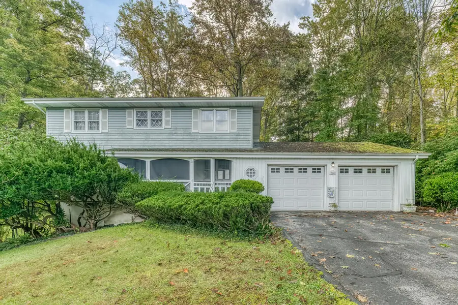 15265 Wilderness Rd, Bristol, VA 24202 - #2