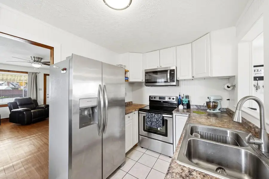1045 Moorland Ave, Bristol, VA 24201 - #3