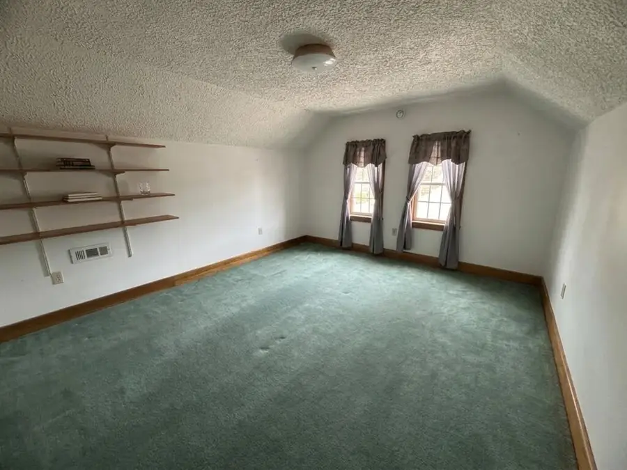 105 N 20th street, Wytheville, VA 24832 - #3