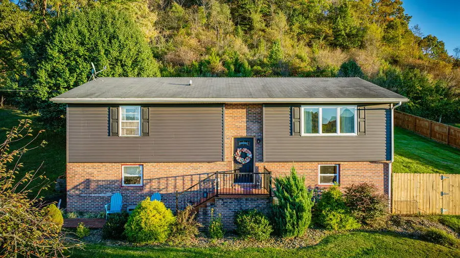141 Trigg Drive, Lebanon, VA 24266 - #2