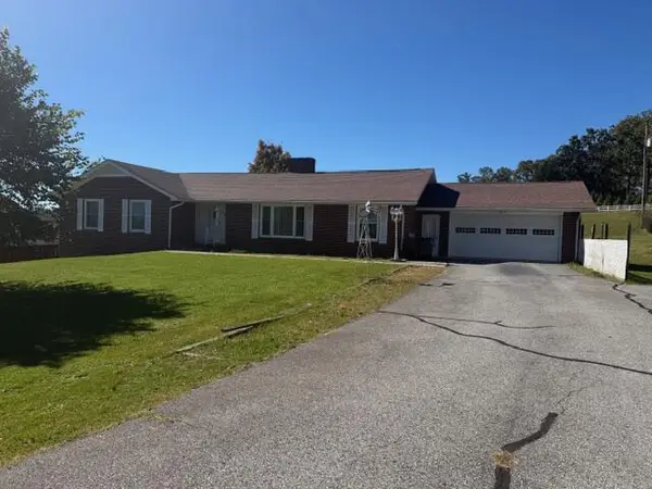 212 Anvil Rock, Independence, VA 24348