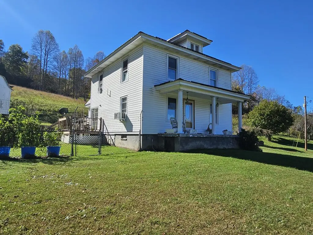204 Pennington Road, Bandy, VA 24602 - #1