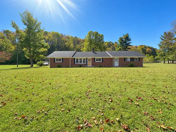 1031 Black Lick Rd, Wytheville, VA 24382-5810