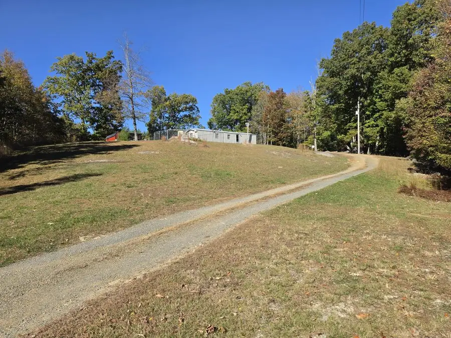 3045 Pine Mtn Rd, Independence, VA 24348 - #3