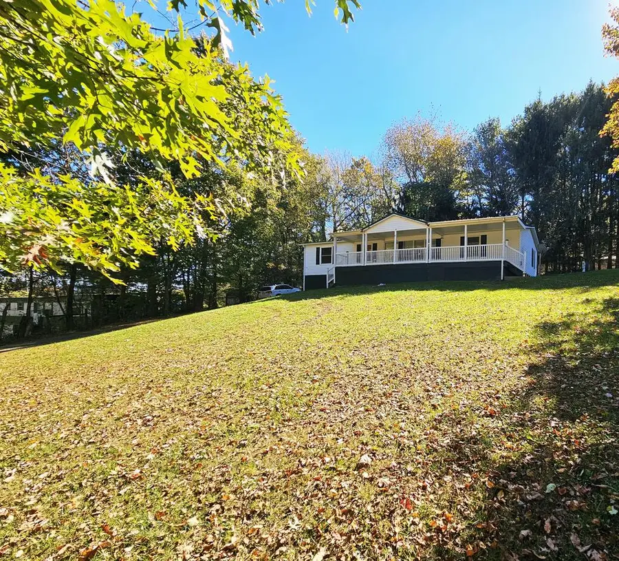 5310 Thompson Valley Road, Tazewell, VA 24651 - #2