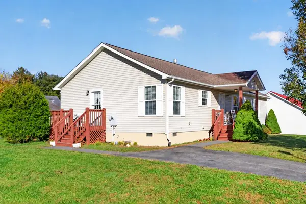 305 Deerfield Ln., Wytheville, VA 24382