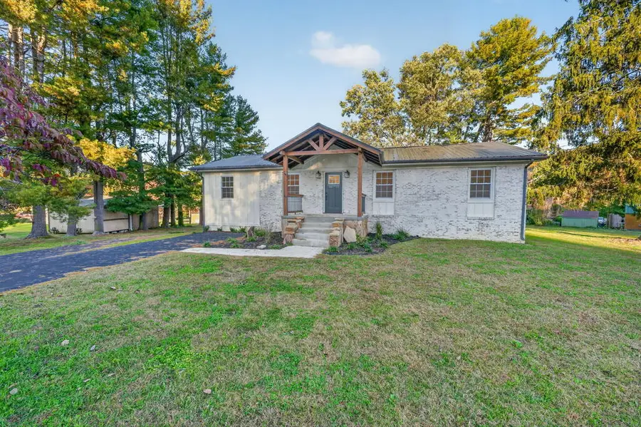 16033 Mary St, Abingdon, VA 24210 - #3