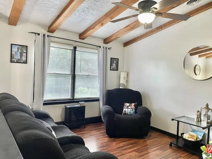 772 THRU DR, Pounding Mill, VA 24637-4114 - Image #2