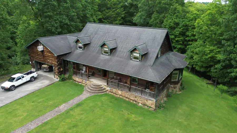 639 Dream Farm Rd., Birchleaf, VA 24220 - Image #2