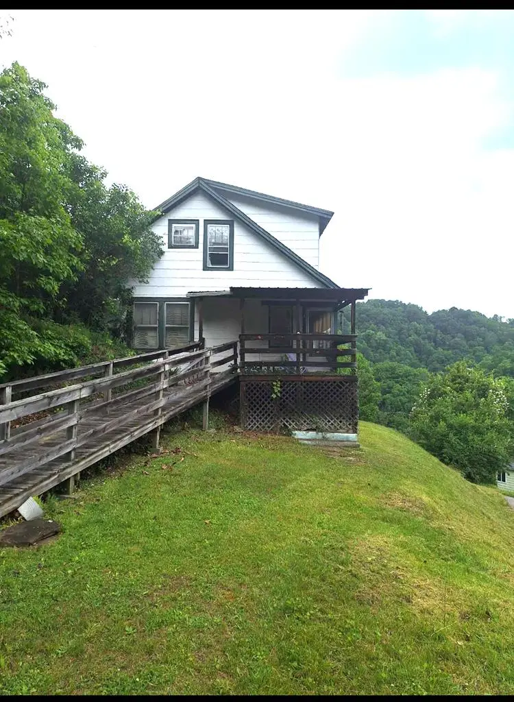 120 Shinbriar HI Road, Bramwell, WV 24715 - Image #3