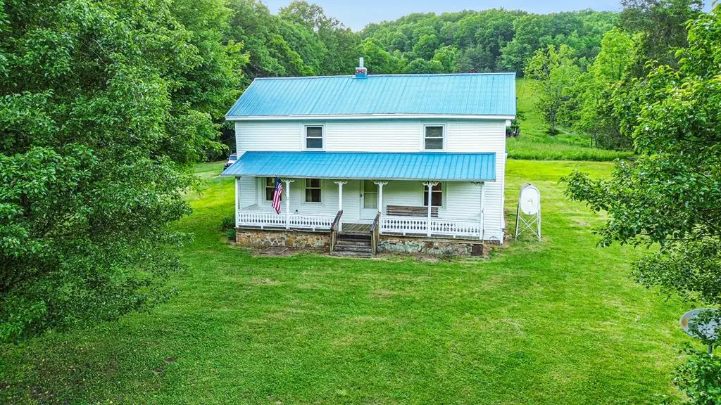 27301 POOR VALLEY RD, Saltville, VA 24370-3815 - Image #1
