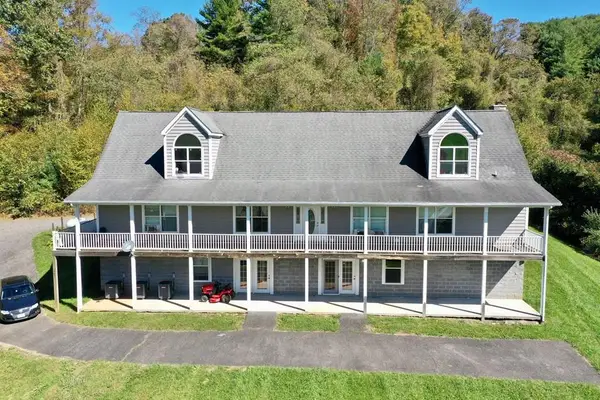 4631 Meadow Creek Rd, Galax, VA 24333