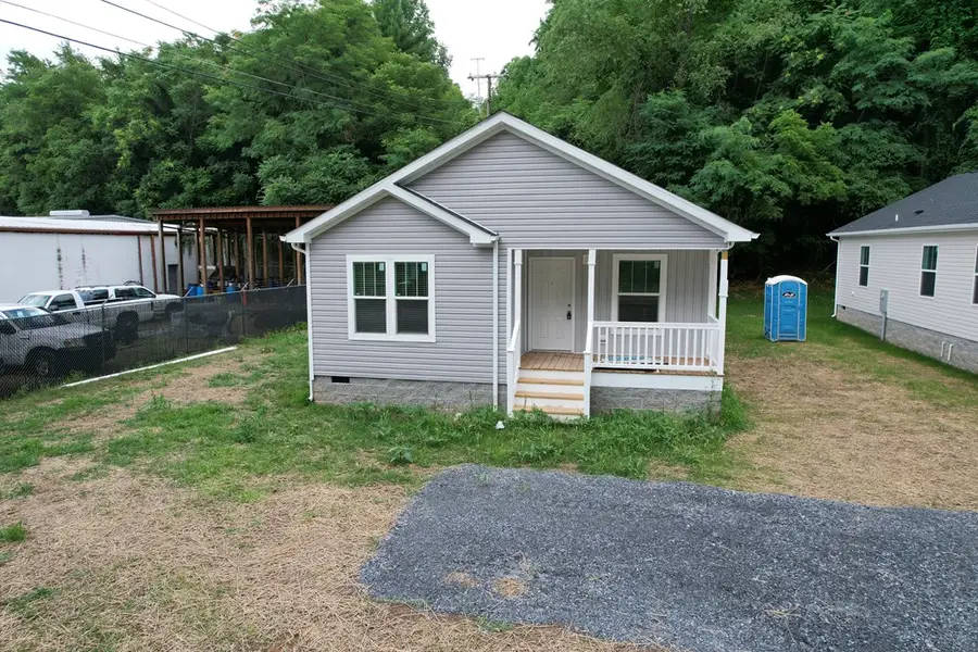 533 S CHURCH ST, Marion, VA 24354 - Image #2