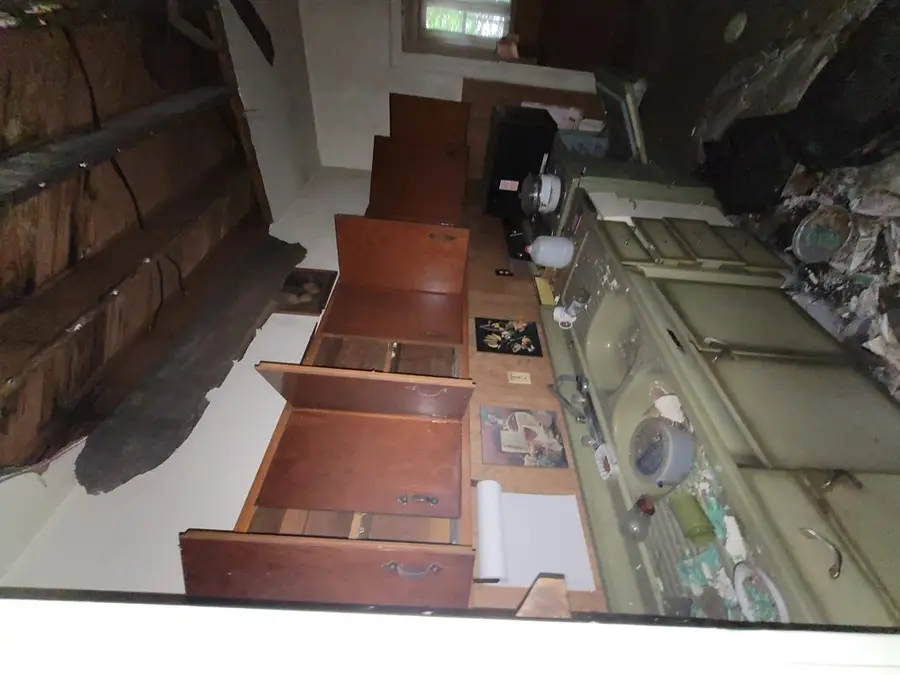 18775 Riverside Dr, Grundy, VA 24614 - Image #2