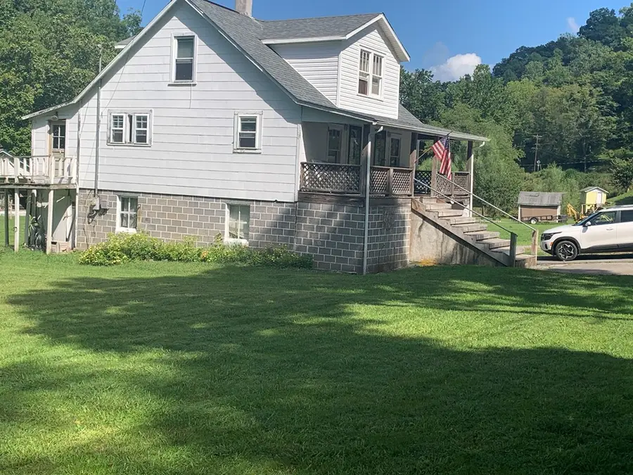 21 Amity Lane, Squire, WV 24884 - Image #2