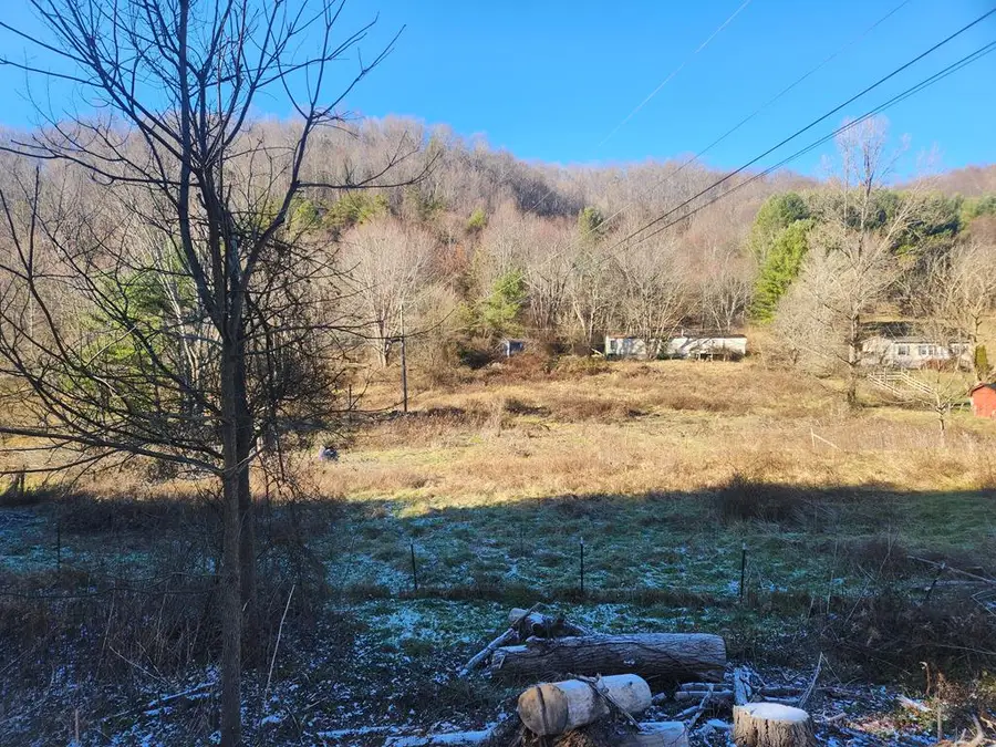 681 Pierce Rd., Atkins, VA 24311 - Image #2