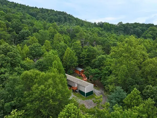 2593 Mountain Valley Rd, Vinton, VA 24179
