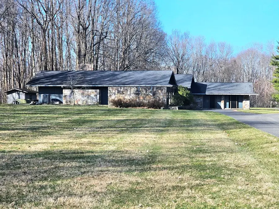 589 Bourne Road, Tazewell, VA 24651 - Image #3
