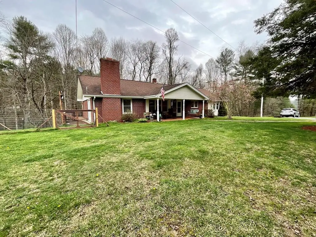 2858 Pot Rock Rd, Woodlawn, VA 24381 - Image #1