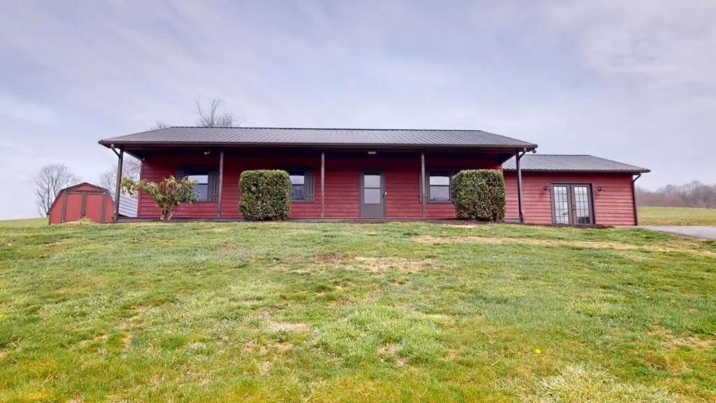 1045 W Chilhowie St, Park, VA 24370 - Image #1