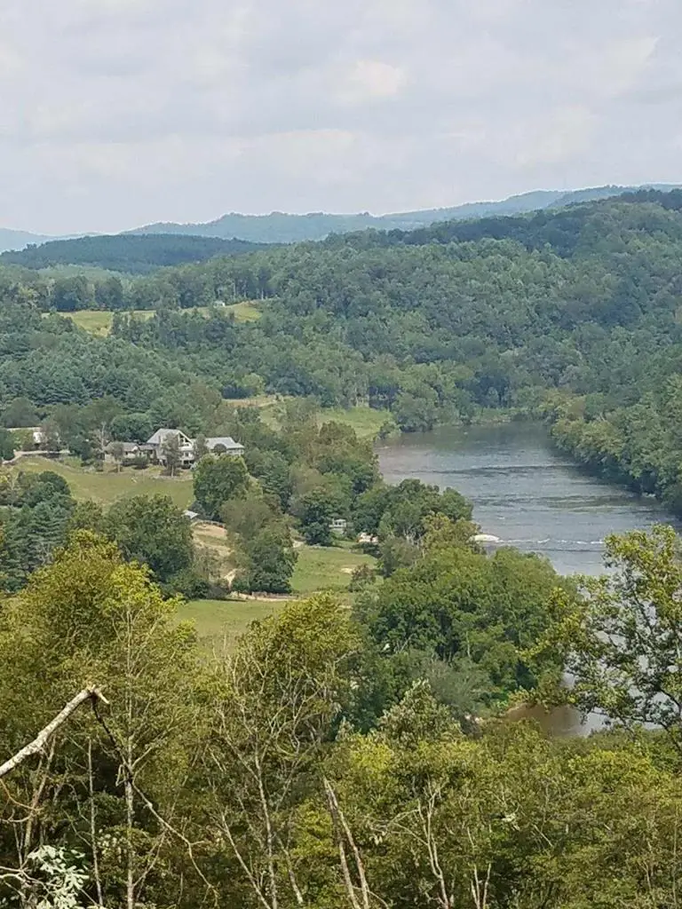 3785 Beech Grove Ln, Galax, VA 24333 - Image #3