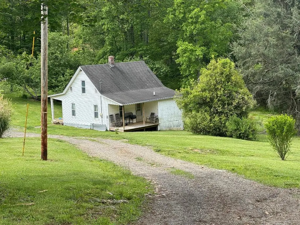 402 Dickerson Rd., Dugspur, VA 24343 - Image #1