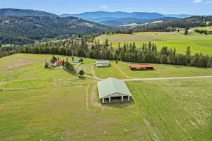 992 Bear Creek Rd, Colville, WA 99114 - Image #1