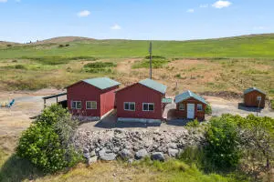 4497 Highway 25, HUNTERS, WA 99137