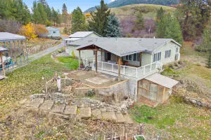 589 Highland Loop Rd, Kettle Falls, WA 99141 - Image #2