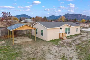 906 Valley Ave, Chewelah, WA 99109 - #1