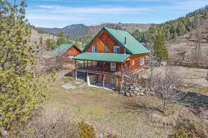 3019 Pierre Lake Rd, Kettle Falls, WA 99141 - #1
