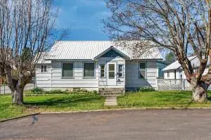 601 N Kruger St, CHEWELAH, WA 99109