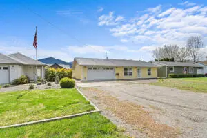 430 E 9th Ave, Kettle Falls, WA 99141 - #3