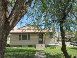 166 N Portland St, Republic, WA 99166 - #2