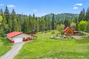 2111 Dry Creek Rd, CHEWELAH, WA 99109